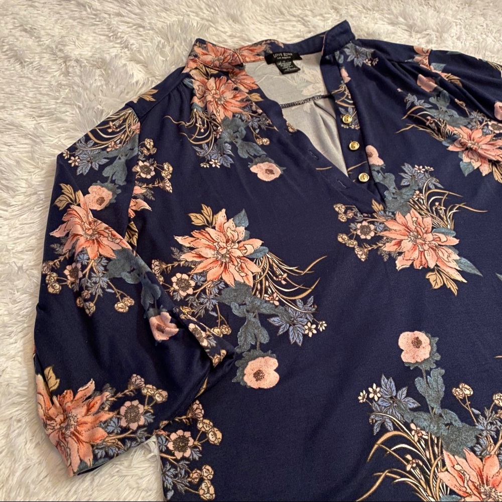 💙Like New💙 Love Ryan Floral Blouse